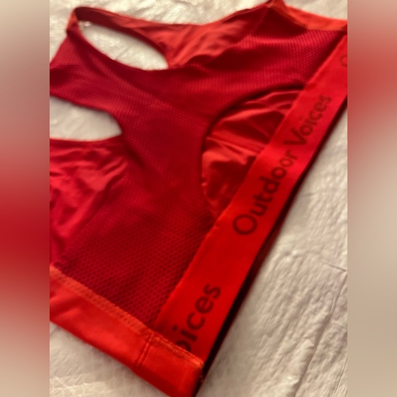 Outdoor Voices Doing Things LIKE NEW Red Sports Bra Hiking Active Women’s Large - Picture 7 of 9